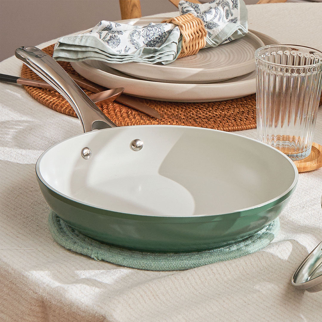 9-Piece Cosmo Set (Green Bean + Cream)